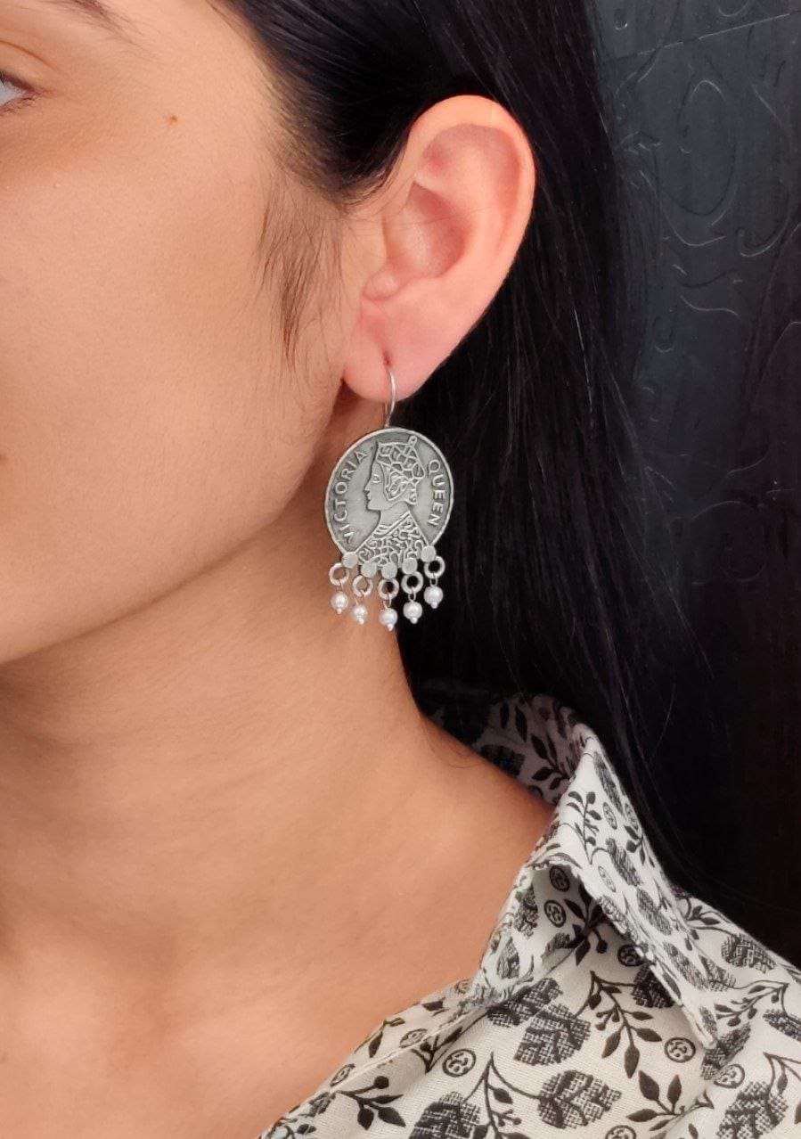 Vintage Queen Coin Drop Earrings for Women - Antique Silver Boho Jewelry